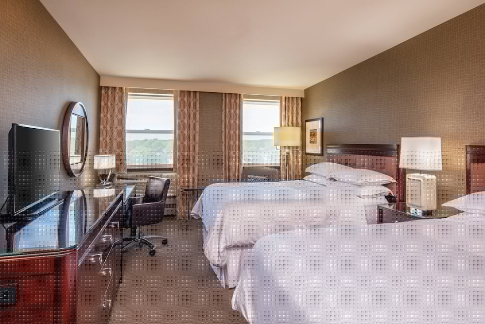 Sheraton Portsmouth Harborside 8/47