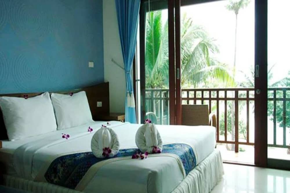 DELUXE, SEA VIEW