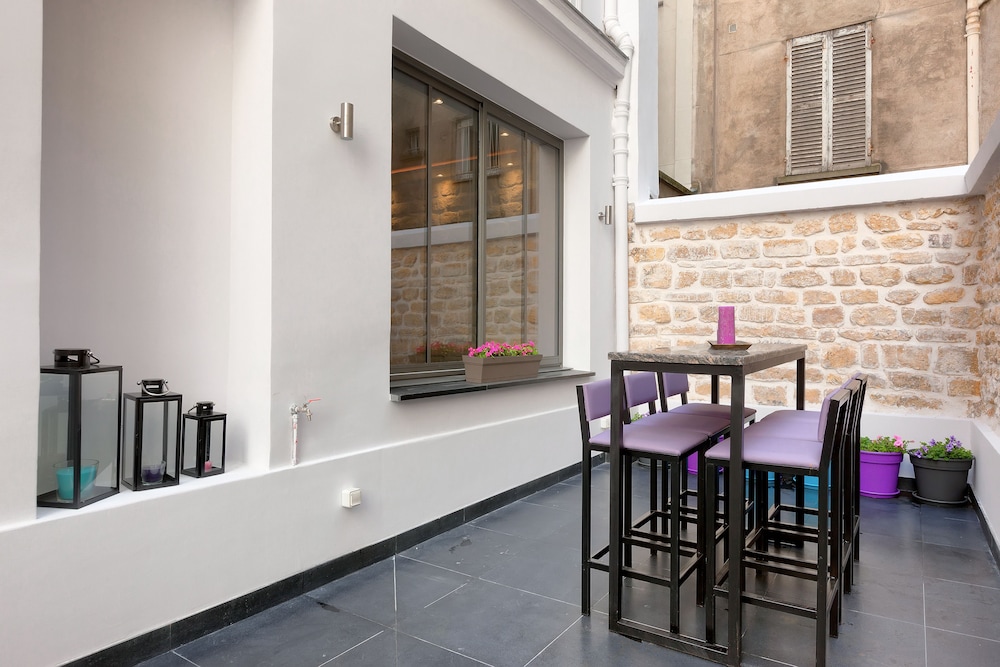 Hotel Le Trente Batignolles 32/48