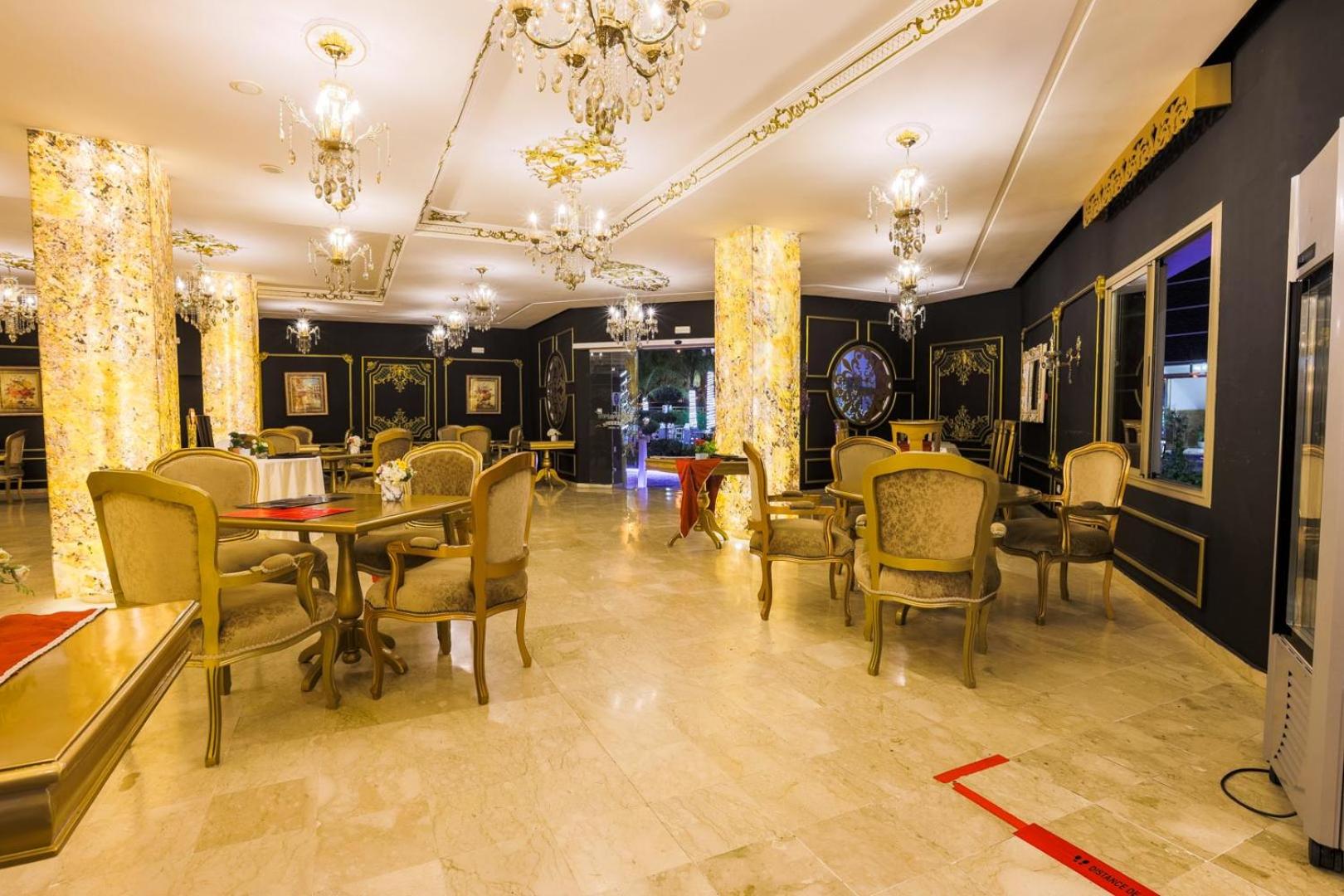 Hospitality Inn 30/52