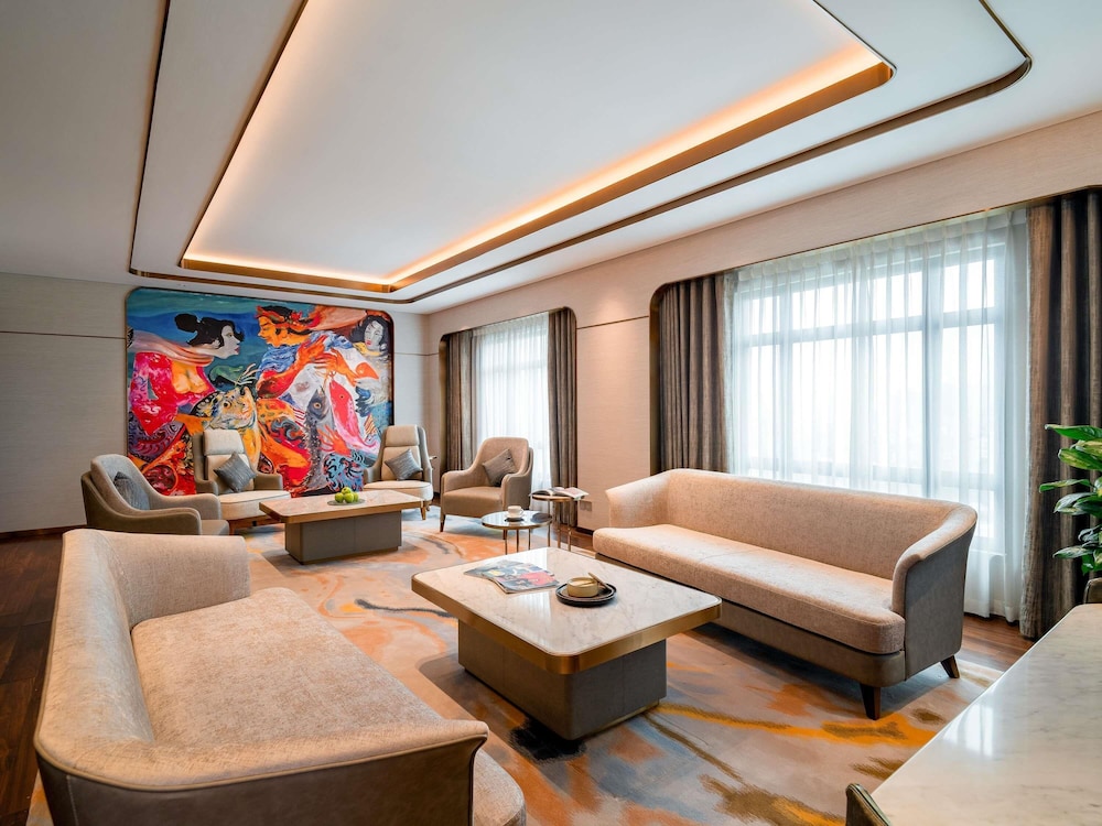 Pullman Hanoi Hotel 51/69
