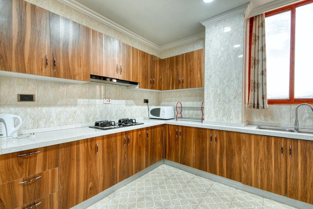 Kibo Palace Apartments 16/42