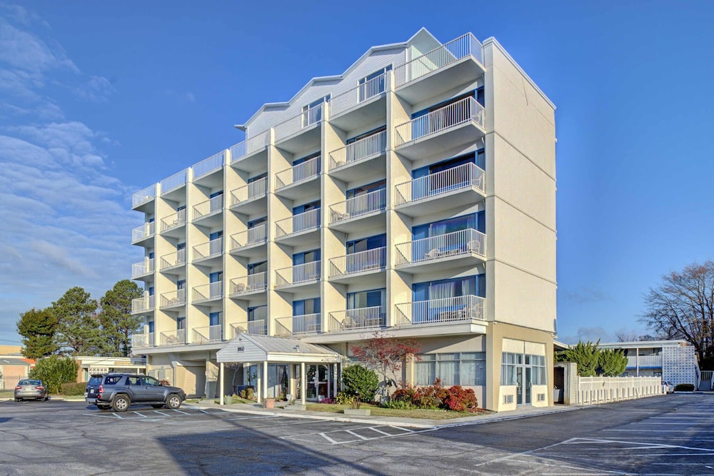 Motel6 Norfolk, VA – East Little Creek image