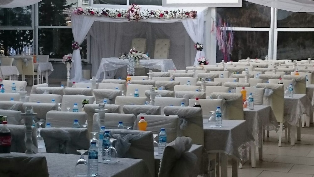 Blue Dolphin Hotel 27/39