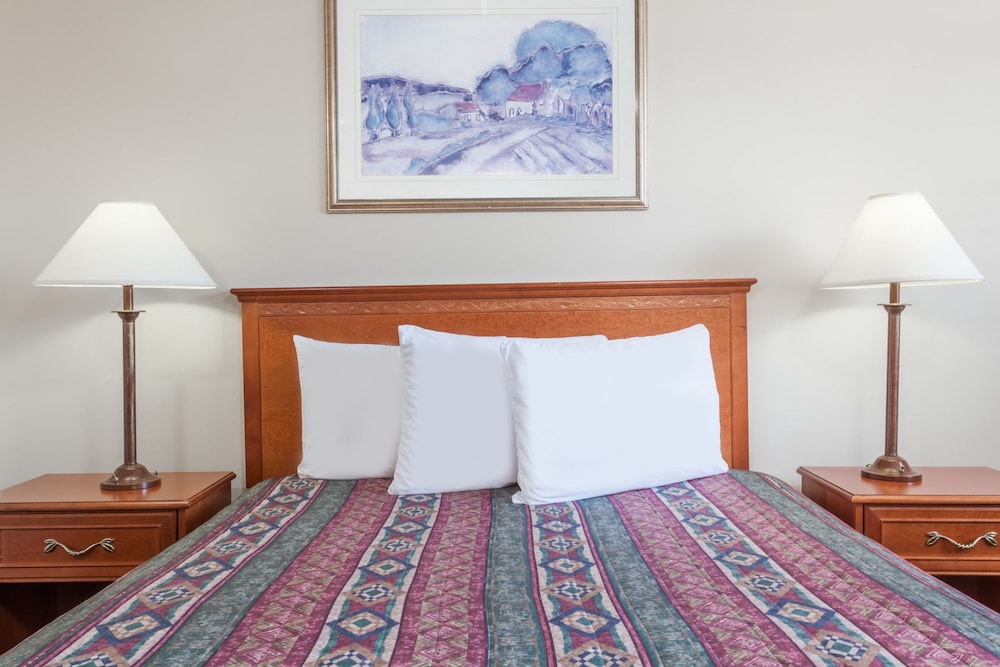 Tel Star Motel 22/50