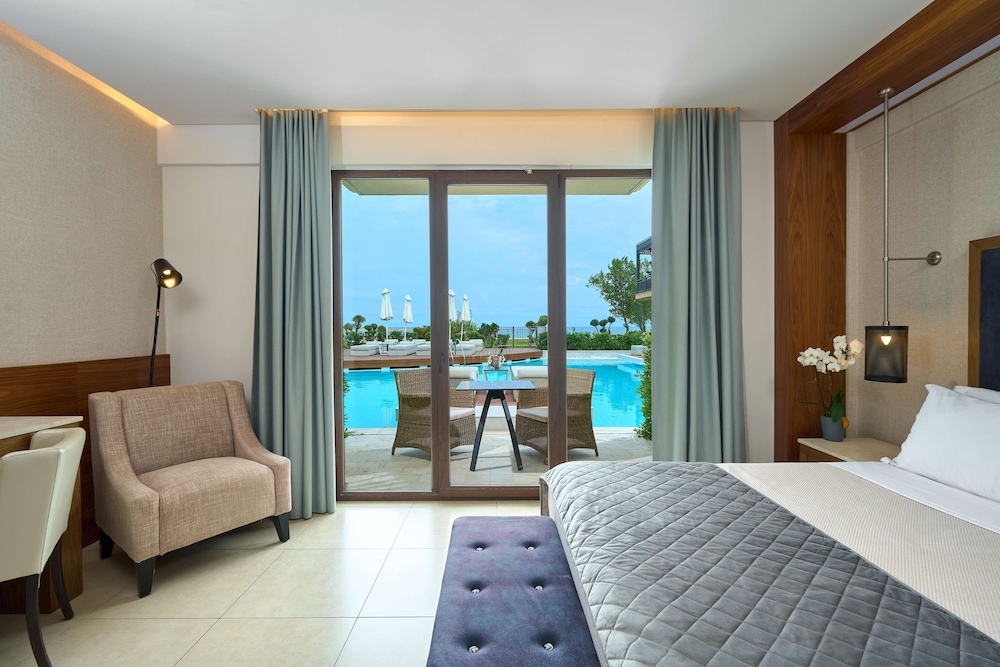 Mediterranean Village Hotel & Spa 37/88