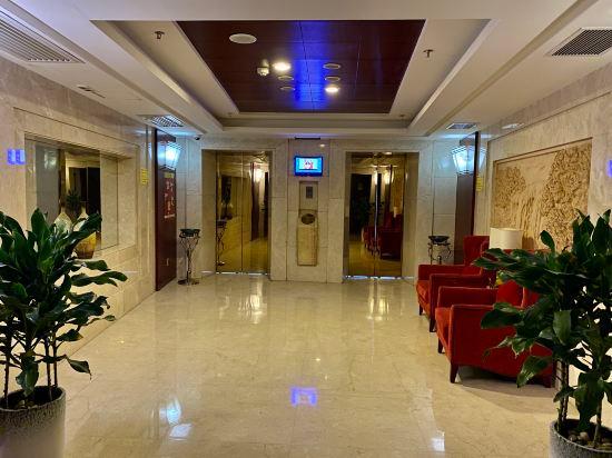 Ausotel Hotel 15/27