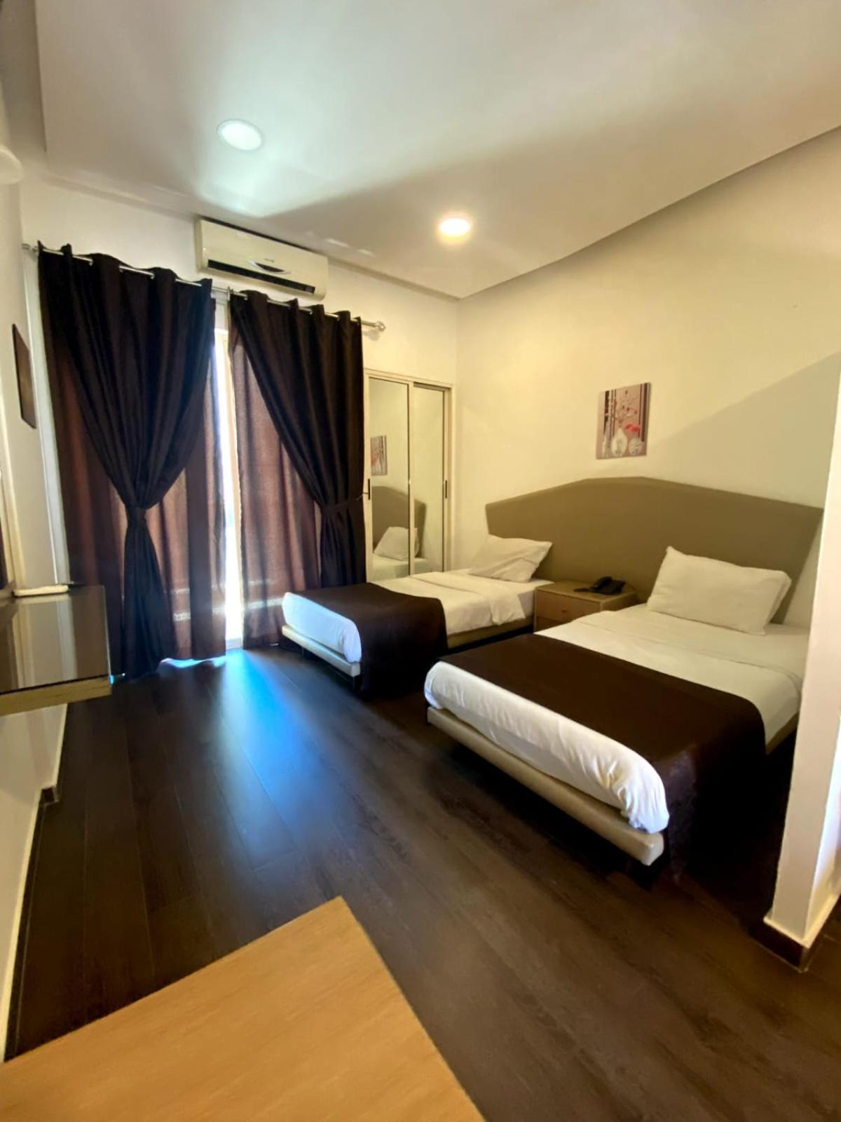 Dreams Suites Hotel 15/34