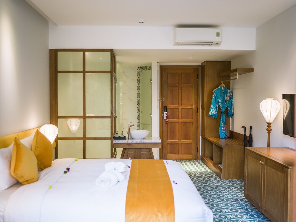 Vinh Hung Old Town Hotel 26/57