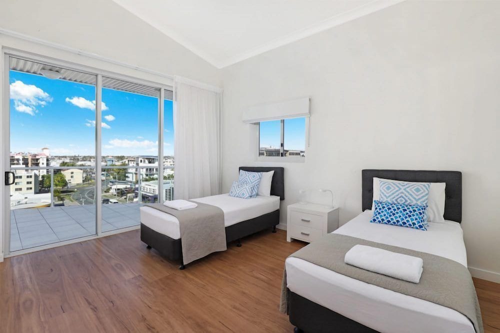 Pandanus Mooloolaba 17/51
