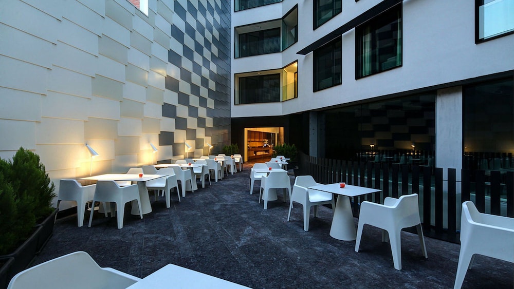 OLIVIA BALMES HOTEL 45/67