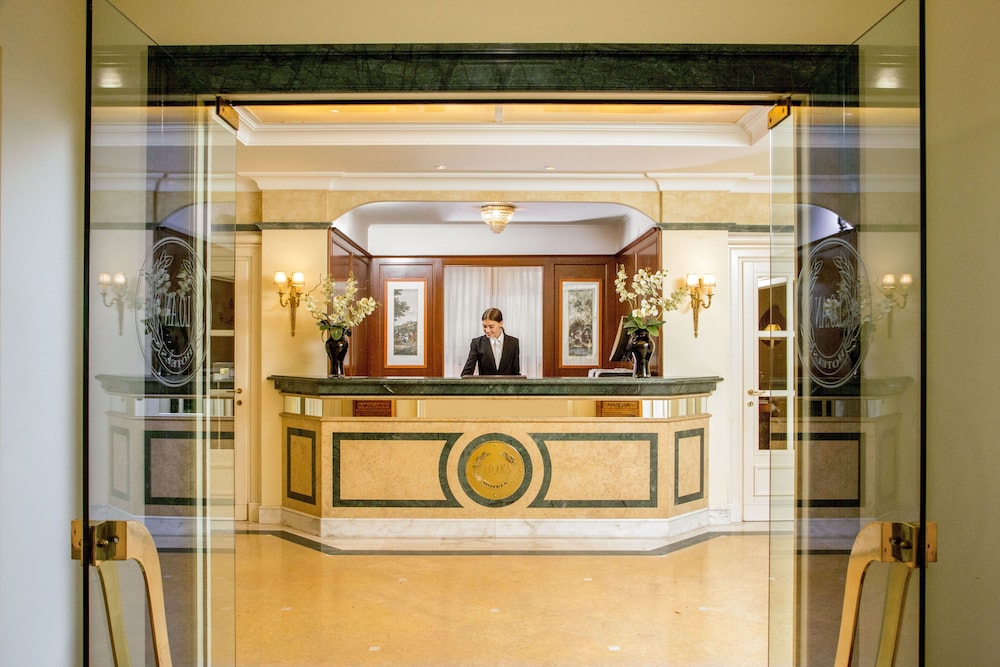 Donna Laura Palace Hotel 7/69