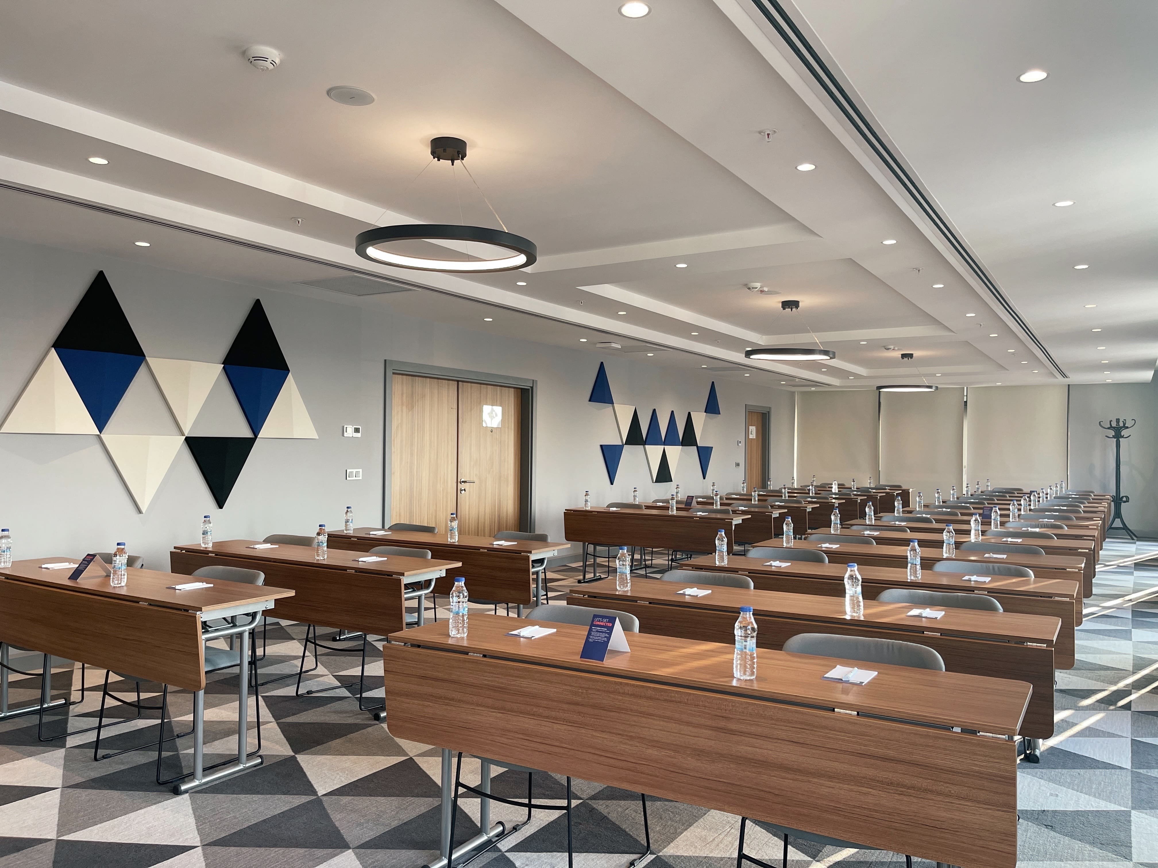 Holiday Inn Express Ankara - Airport 36/44