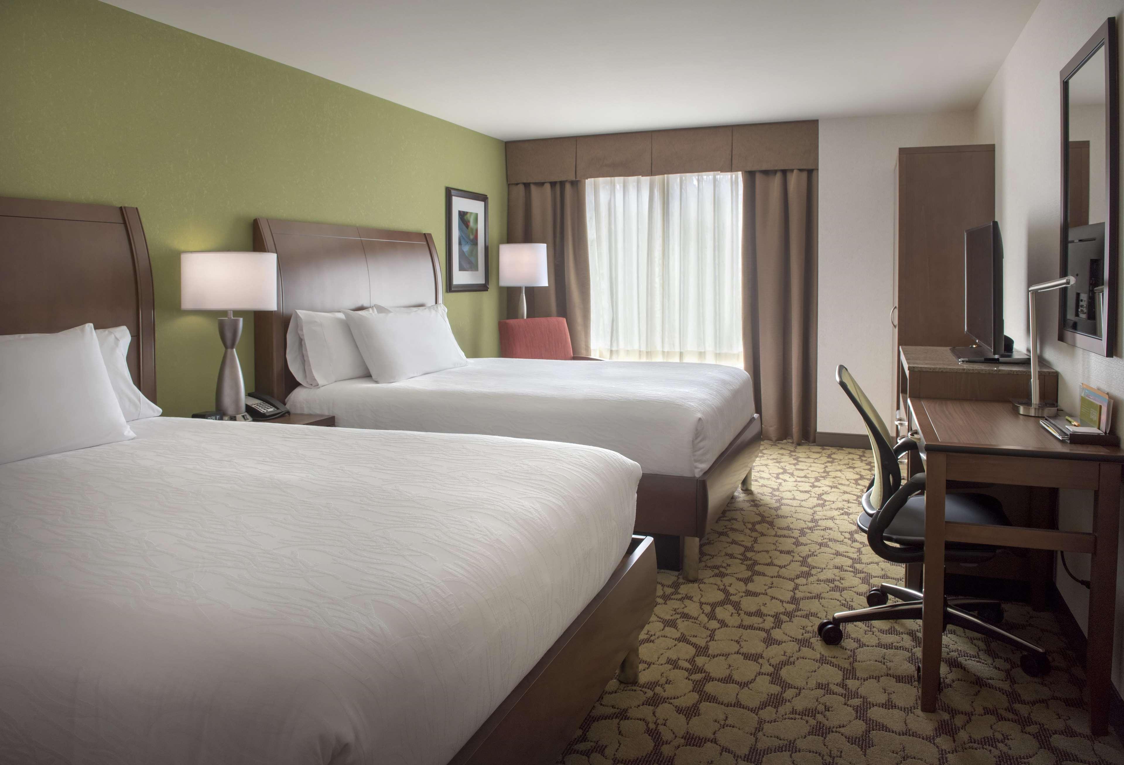 Premium, Queen Bed