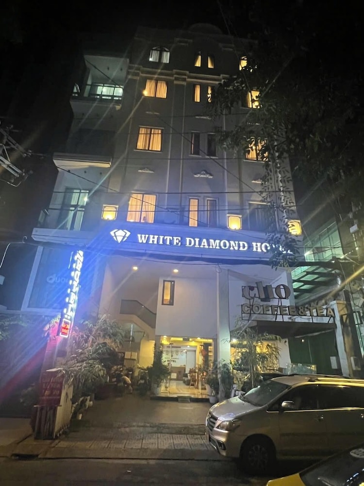 White Diamond Hotel - Airport 7/50