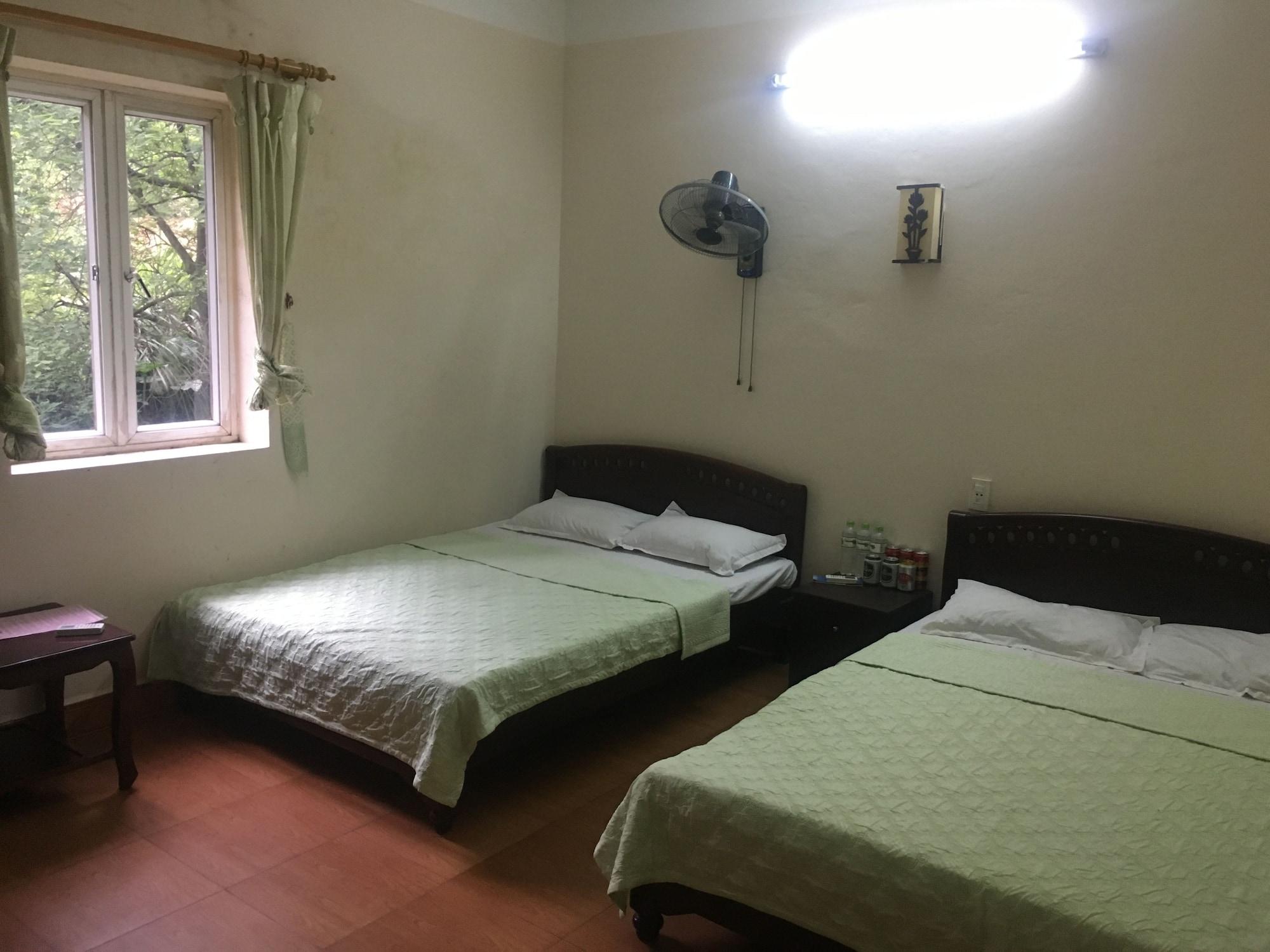 Black Pearl Cat Ba Hostel 7/14