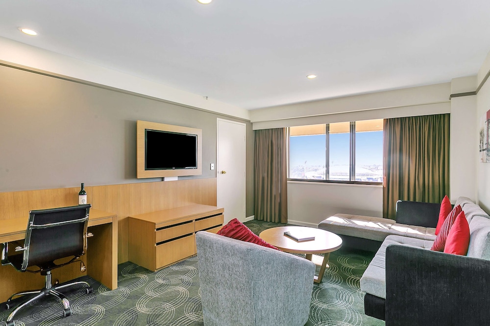 Stamford Plaza Adelaide 39/48