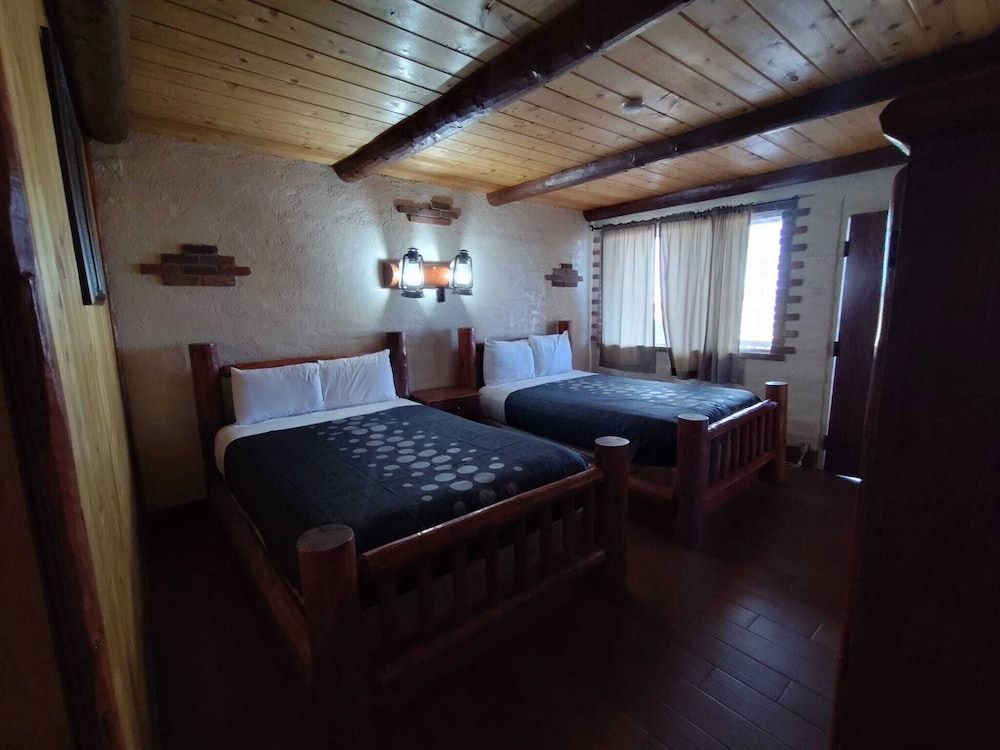 Standard, 2 Double Beds, Annex