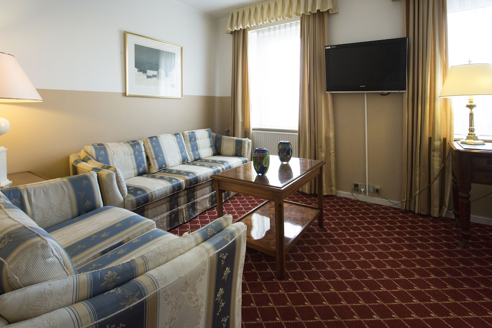 Milling Hotel Plaza 34/56