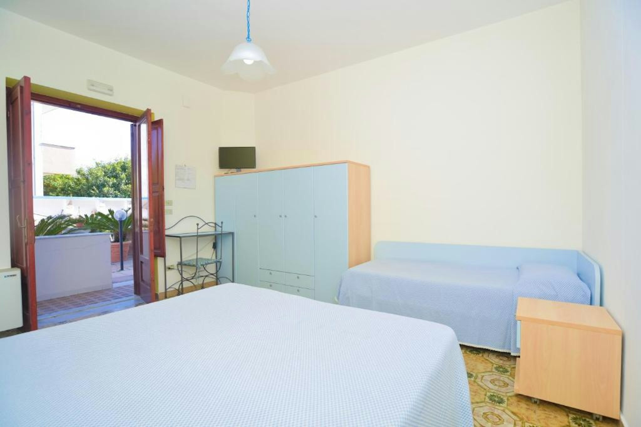HOTEL CELESTE 11/62