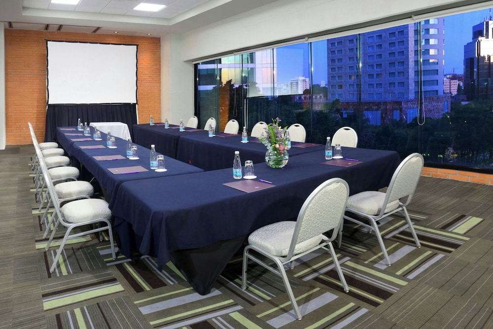 Hotel Guadalajara Country Club by HNF 41/49