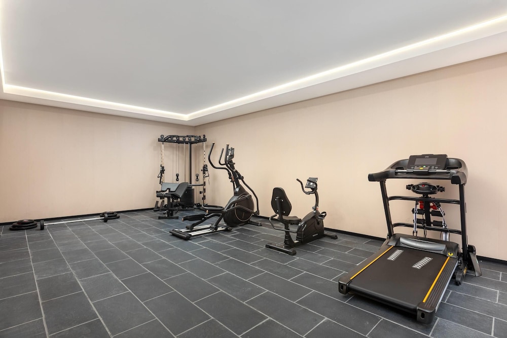 Days Hotel by Wyndham Chengdu Renmin South Road 19/26