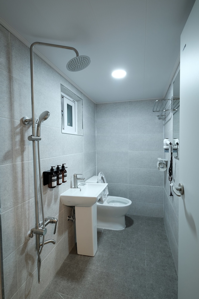 Daol Guest House 47/49