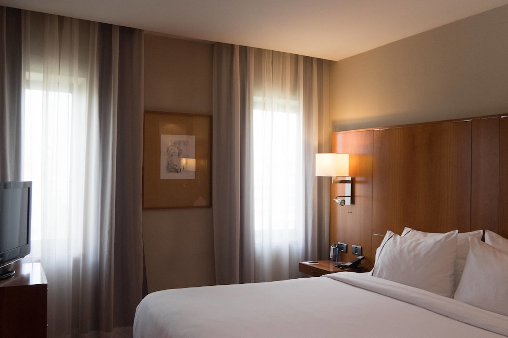 AC Hotel Aitana by Marriott 4/39