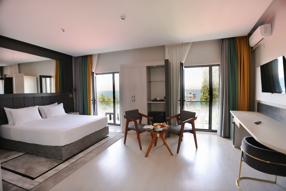 DEDEMAN VAN RESORT & AQUA 8/50