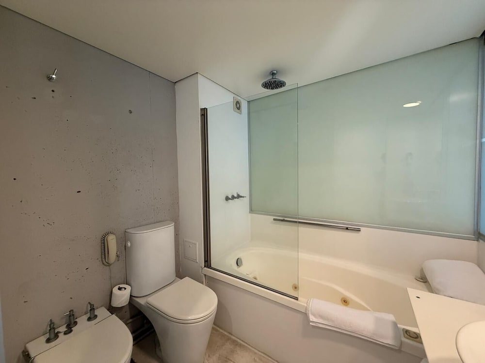 Design Ce Hotel De Diseno 71/74