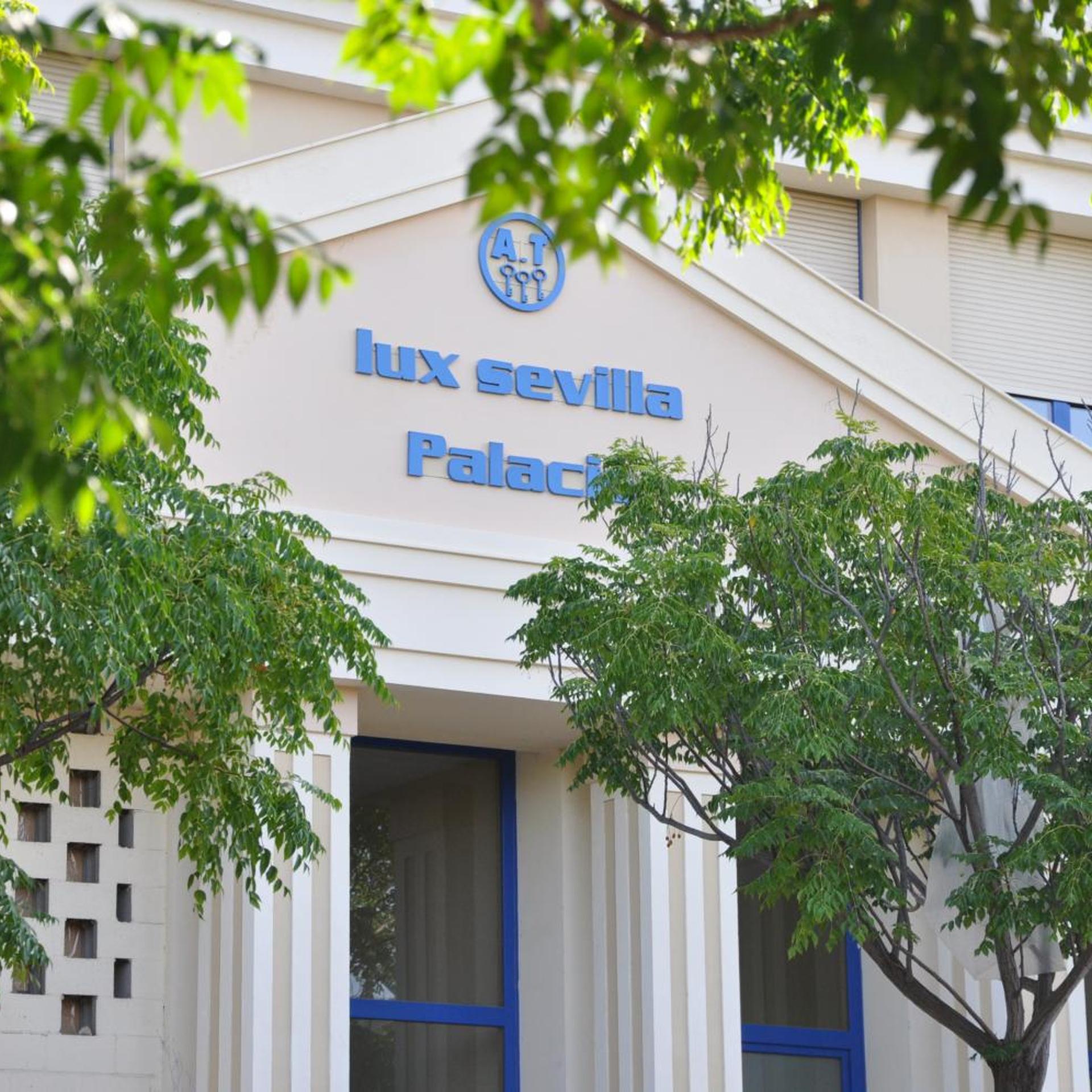 Apartamentos Lux Sevilla Palacio 5/50