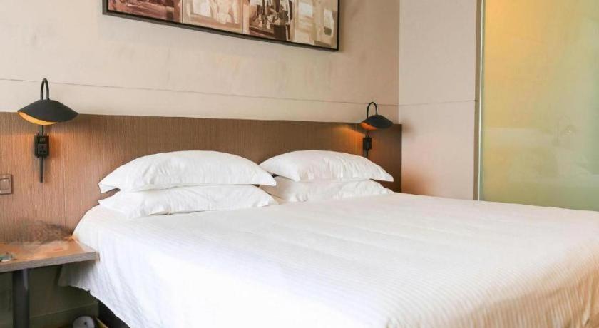 Jinjiang Inn Select (Xiamen International Airport) 27/41