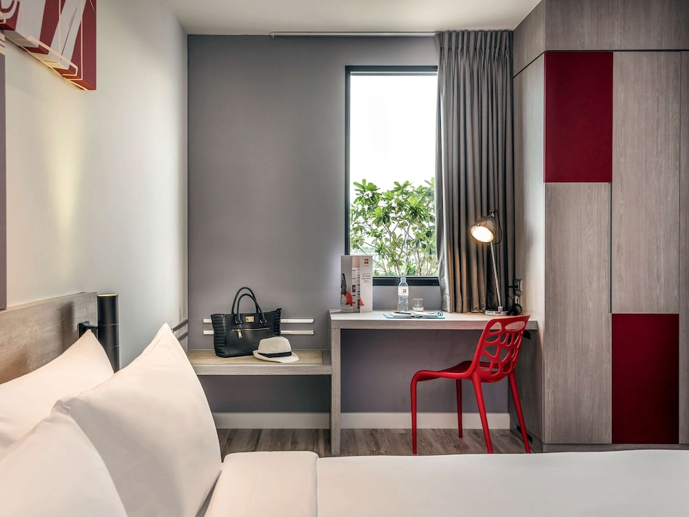 Ibis Bangkok Impact 46/75