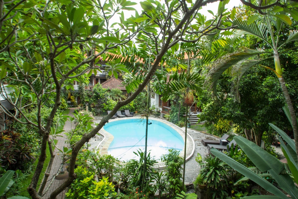 Simpang Inn 40/50
