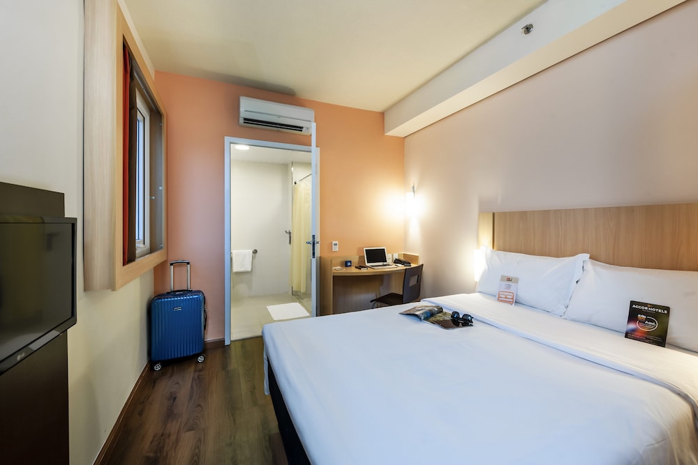 Ibis Ourinhos 16/62