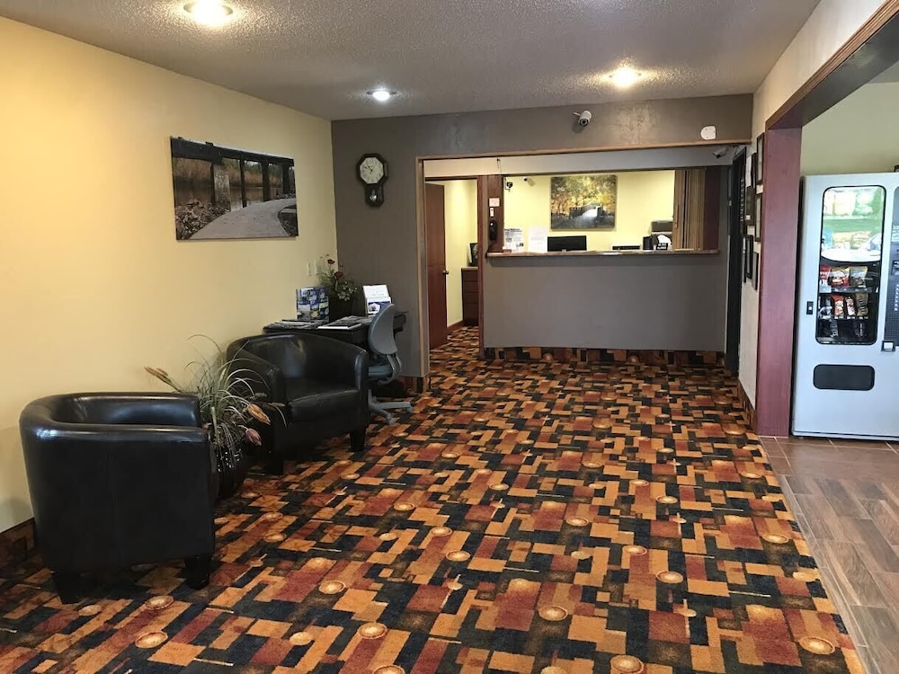 Heartland Hotel And Suites 3/62