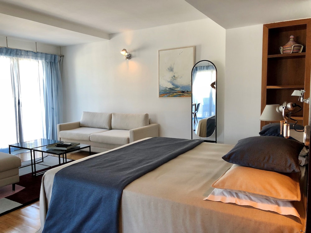 Hotel Genovese 28/70
