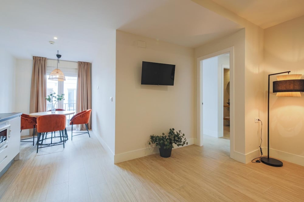Apartamentos Magna Sevilla 39/68