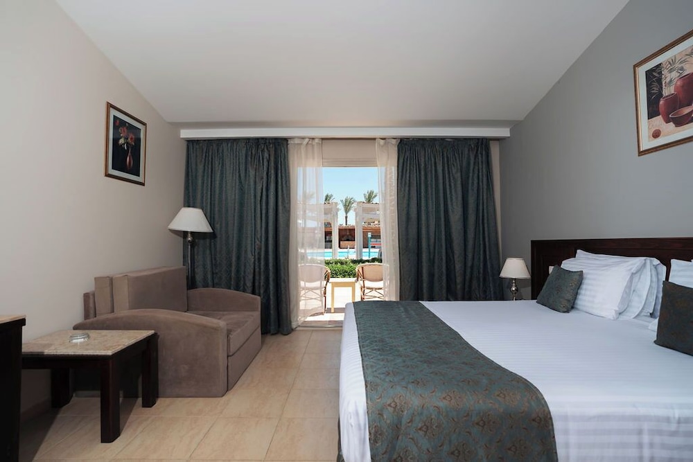 SUNRISE Serano Club Resort 21/61