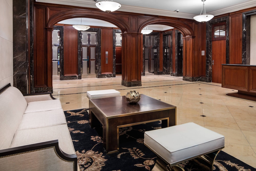 Residence Inn Chicago Downtown Loop 31/82