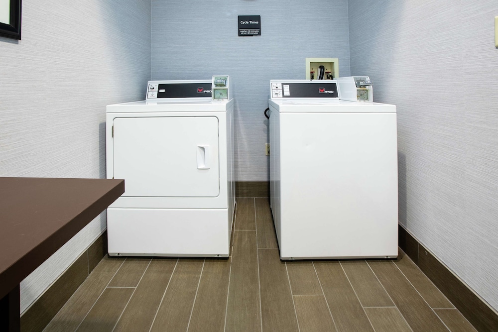 Hampton Inn Elizabethtown Ky 17/35