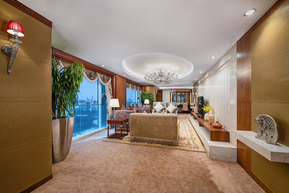 Crowne Plaza Beijing Sun Palace 8/78
