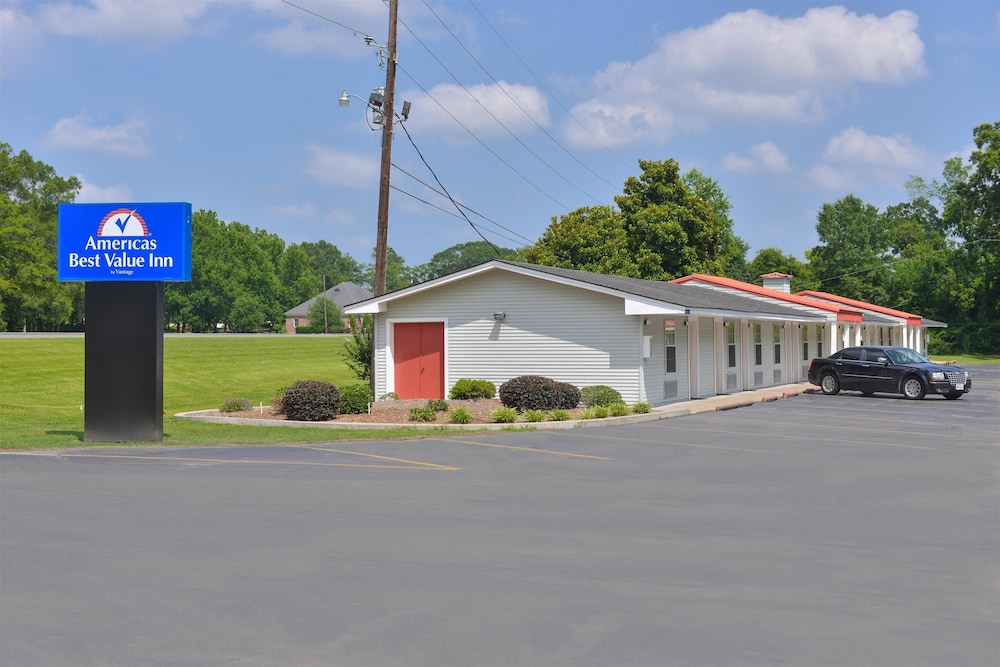 Americas Best Value Inn Winnsboro, LA 5/31