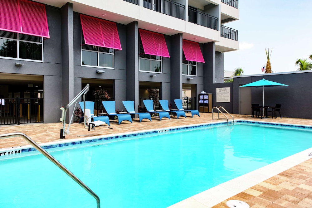 Hampton Inn Dunedin Fl 1/34