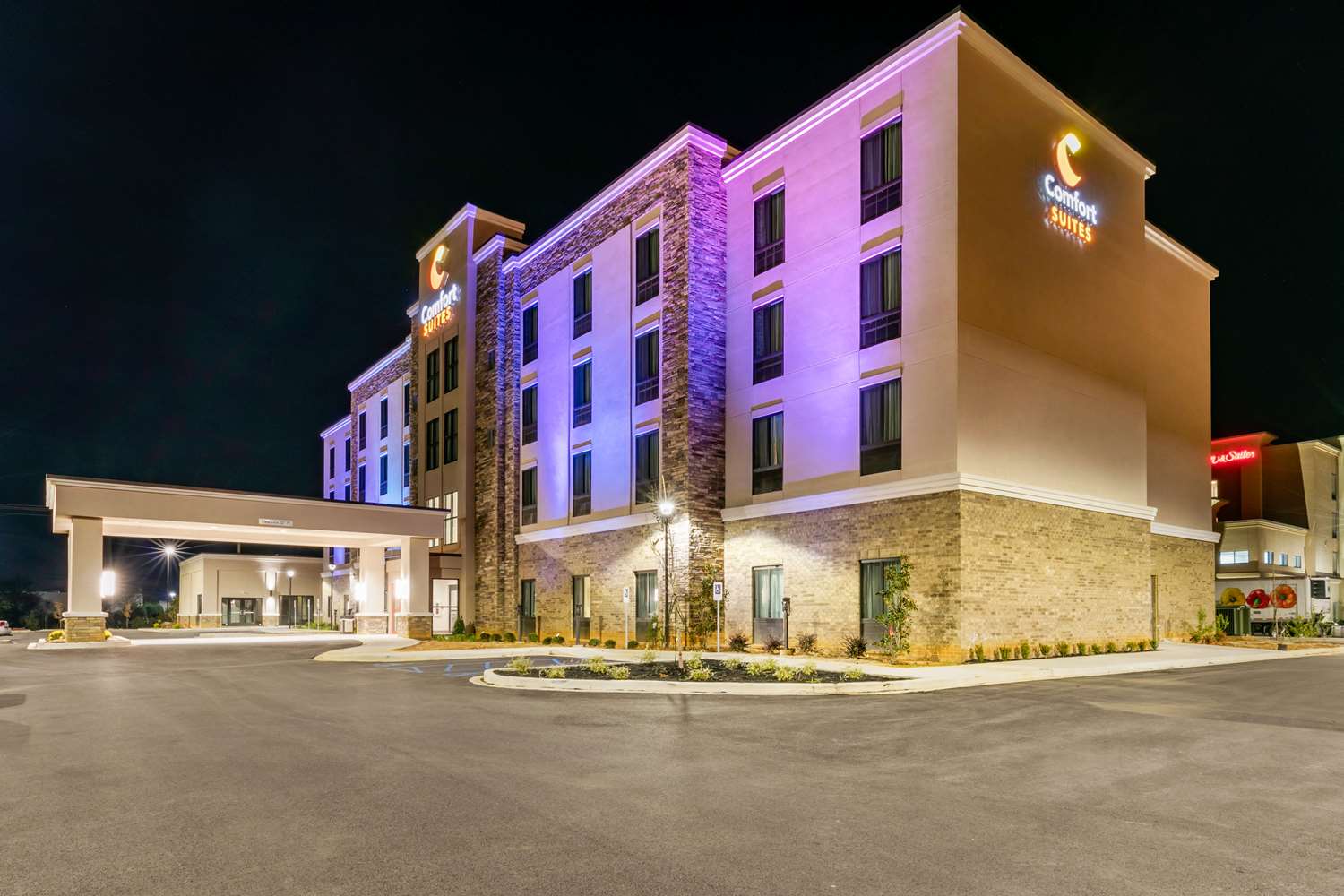 Comfort Suites North Tupelo, MS 36/36