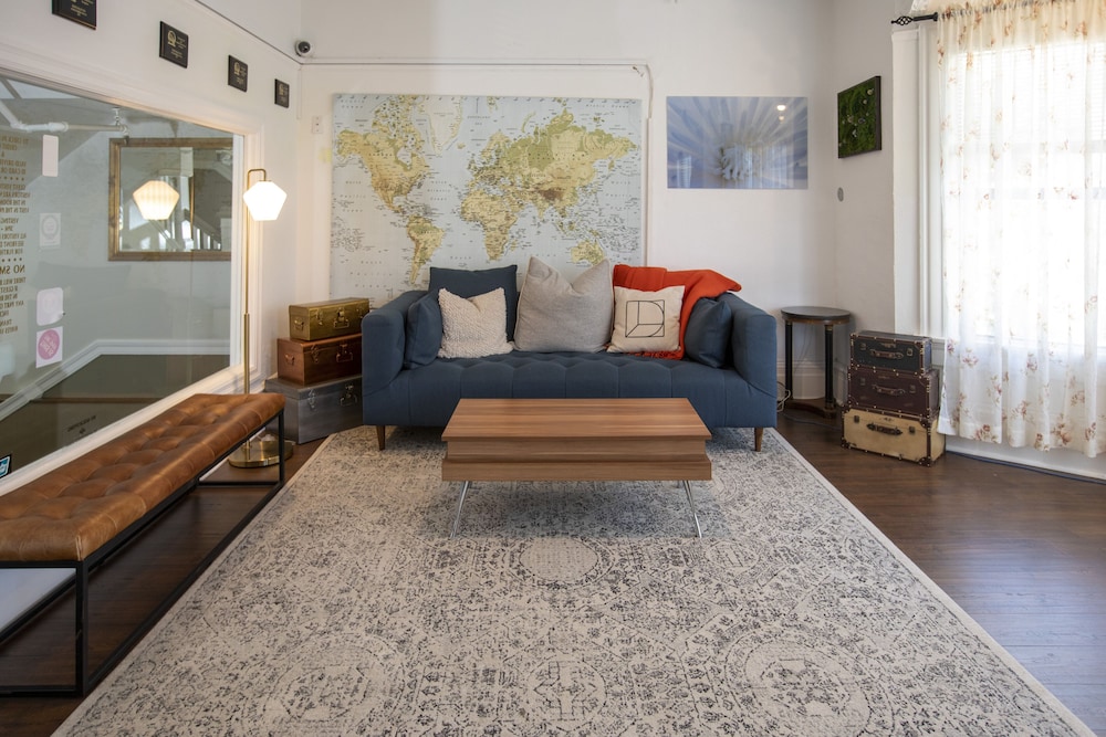 Hayes Valley Inn 56/71