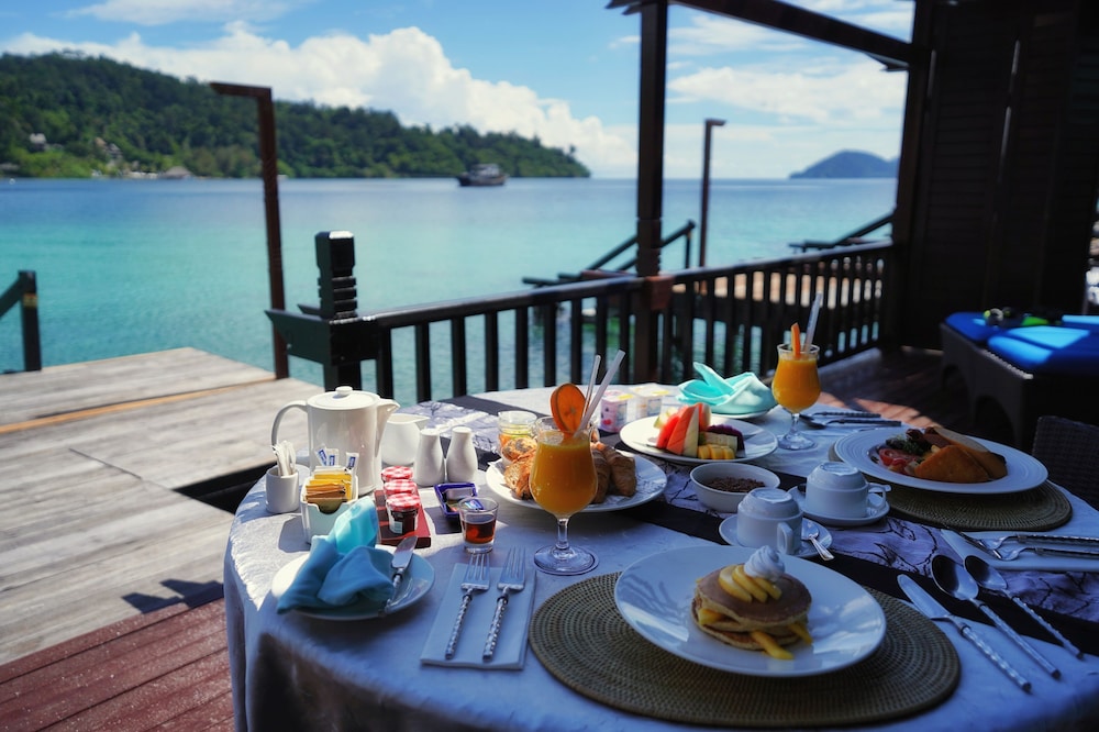 Gayana Marine Resort 49/71