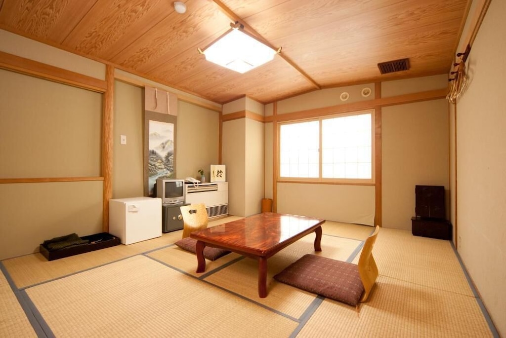 Hotel Yudanaka 36/47