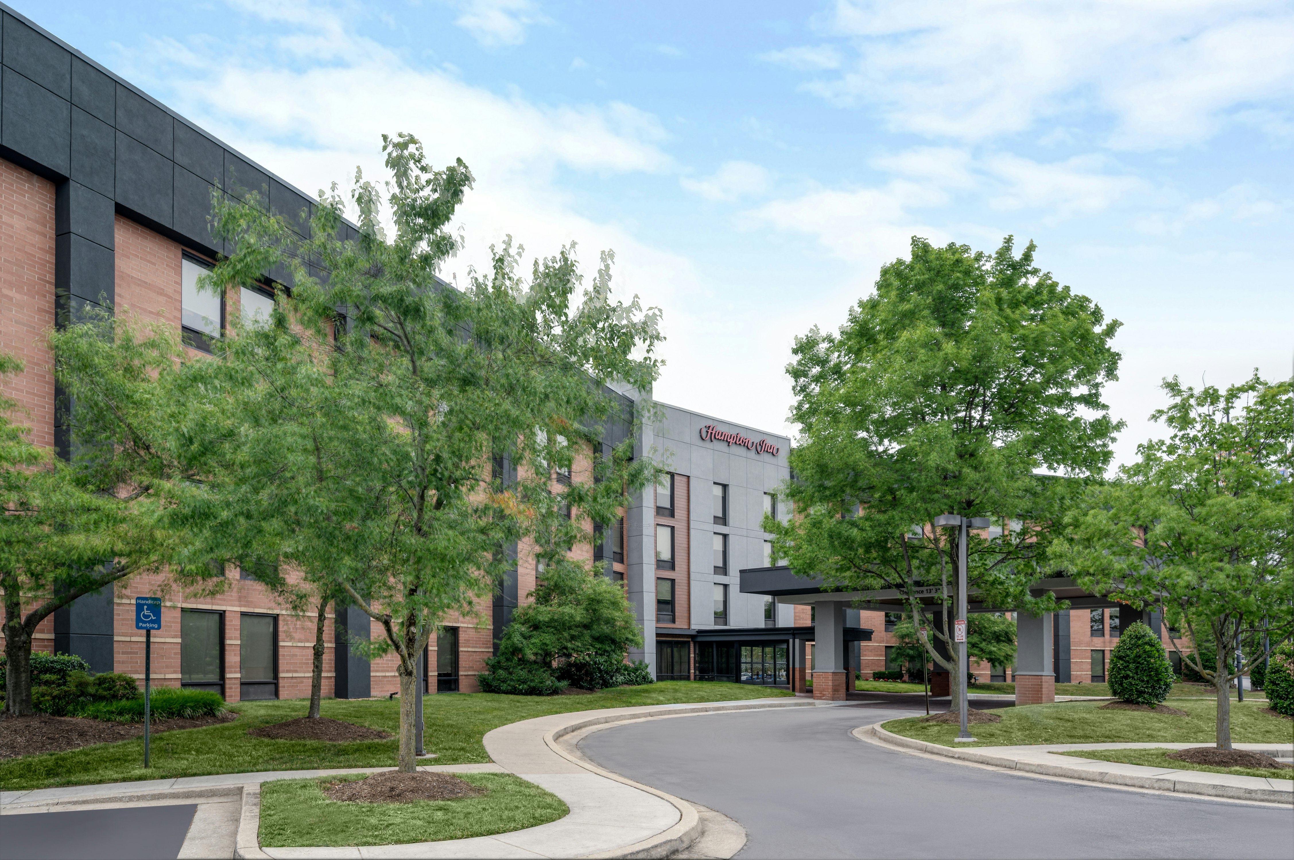 Hampton Inn Baltimore/White Marsh 67/71