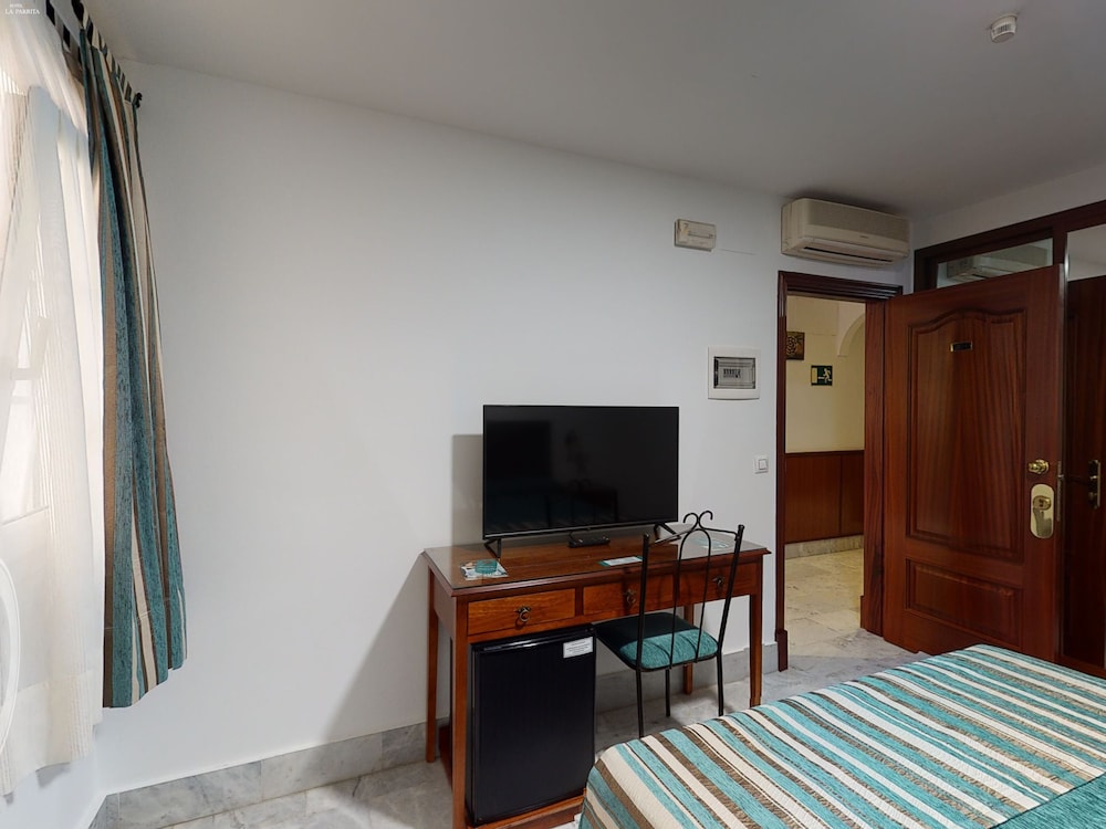 Hotel La Parrita 31/39